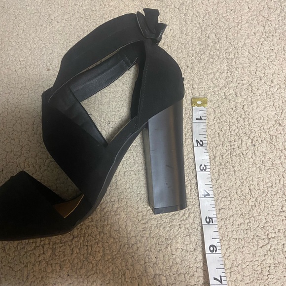 🌸 Bamboo 🌸 strappy black heels - Picture 11 of 11